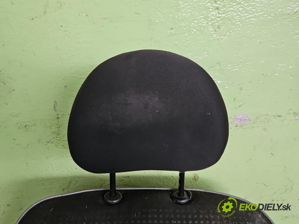 Peugeot Partner I 1996-2008 1.6 16V 109 HP manual 80 kW 1587 cm3 5- Sedačka pravý  (Sedadlo)