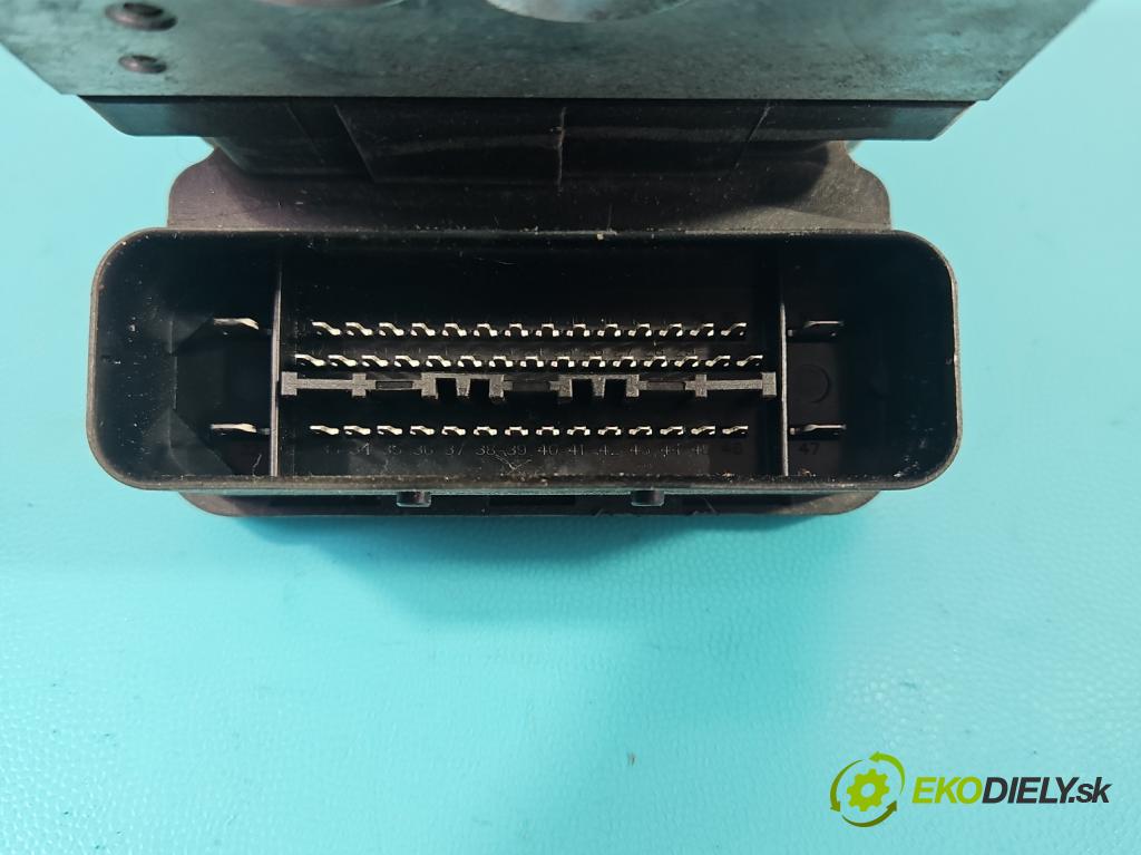 Porsche Cayenne I 2002-2010 3.6 V6 manual 213 kW 3598 cm3 5- čerpadlo abs 7L0907379L (Pumpa ABS)