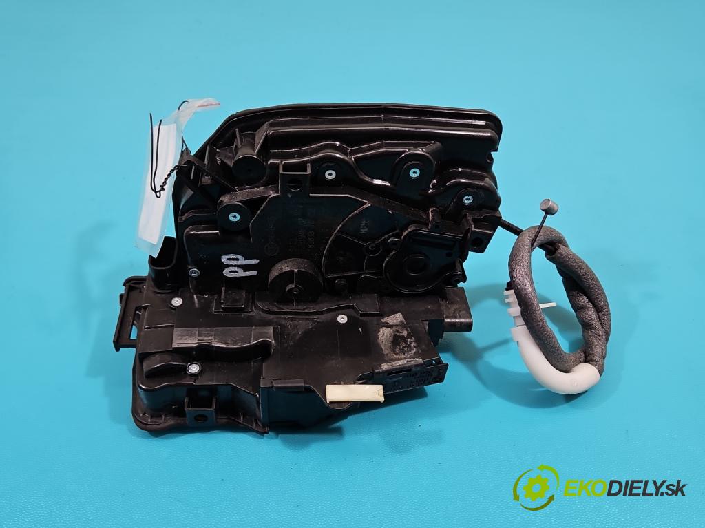 Bmw X5 F15 2013-2018 3.0 306KM automatic 225 kW 2979 cm3 5- zámek přední pravý 7281948