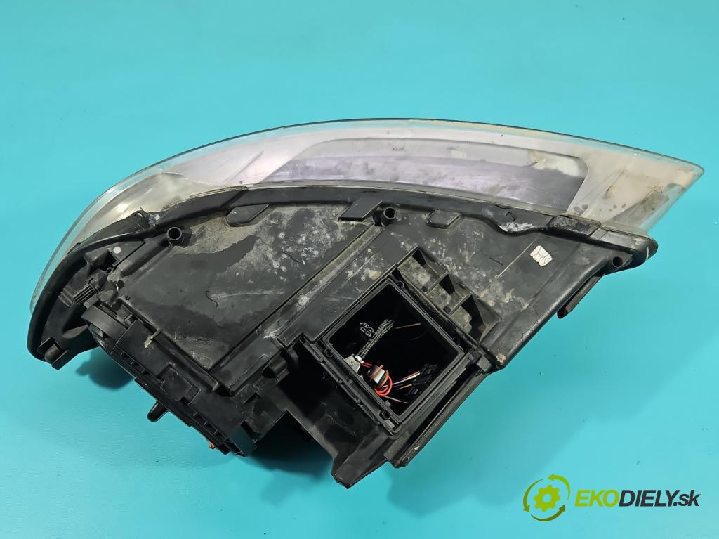 Audi Q7 2005-2015 4.2 V8 FSI automatic 257 kW 4163 cm3 5- Reflektor: pravý  (Svetlo predné pravé)