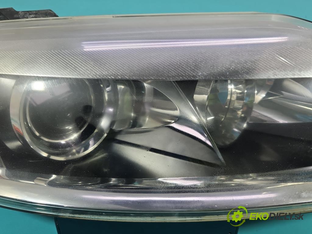 Audi Q7 2005-2015 4.2 V8 FSI automatic 257 kW 4163 cm3 5- Reflektor: pravý  (Svetlo predné pravé)