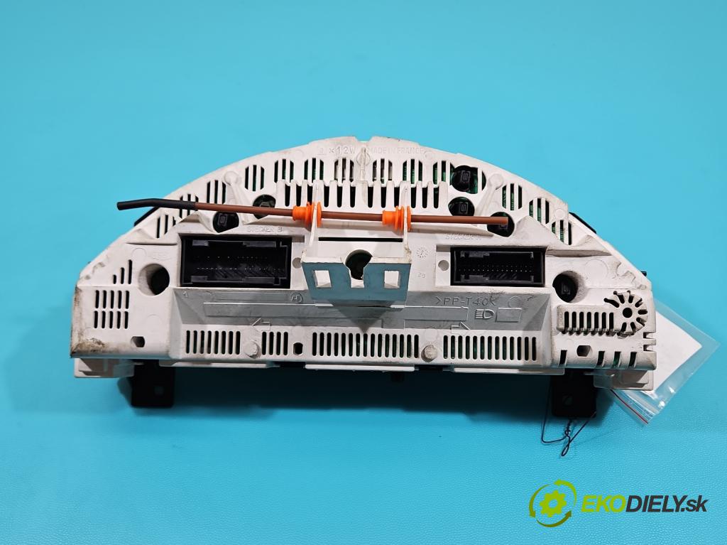 Mercedes A W168 1997-2004 1.6 102 HP manual 75 kW 1598 cm3 5- prístrojovka/ budíky A1685400247 (Prístrojová doska)