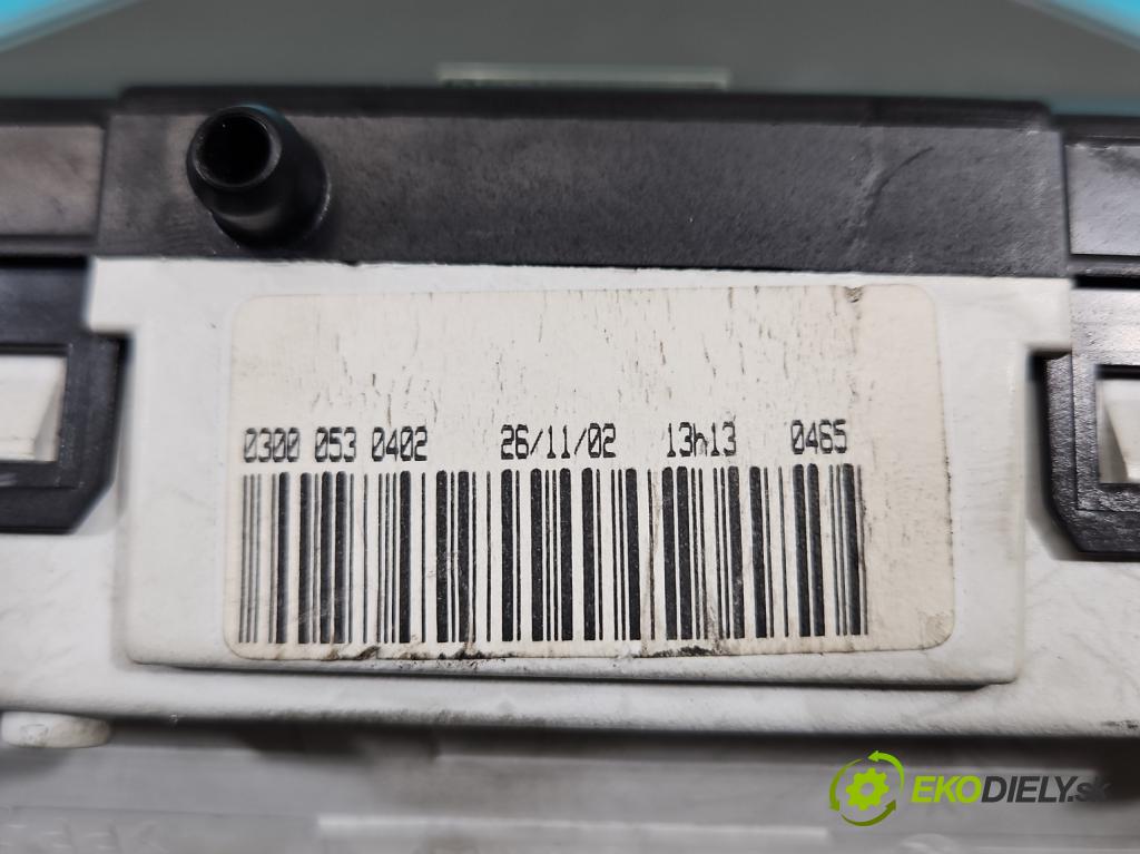 Mercedes A W168 1997-2004 1.6 102 HP manual 75 kW 1598 cm3 5- prístrojovka/ budíky A1685400247 (Prístrojová doska)