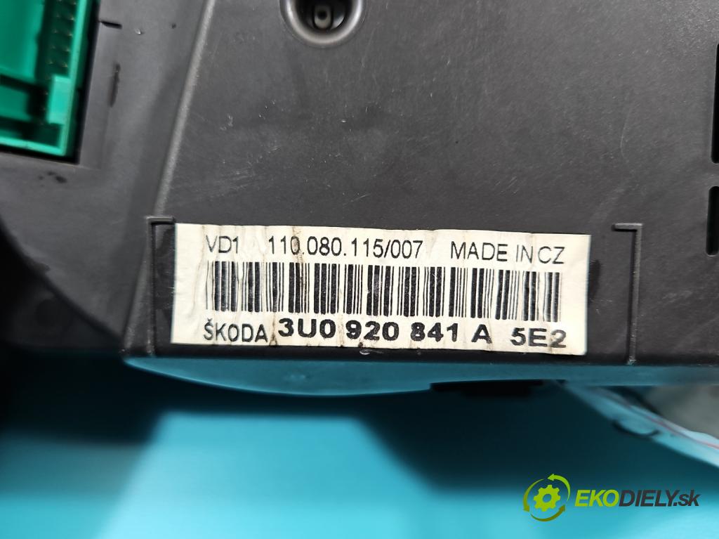 Skoda Superb I 2001-2008 1.9 tdi 131 HP manual 96 kW 1896 cm3 4- prístrojovka/ budíky 3U0920841A (Prístrojová doska)