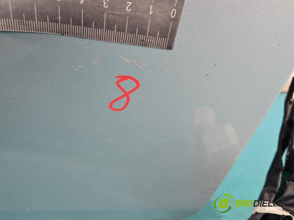 Toyota Auris II 2012-2018 1.6 16V 132  HP manual 97 kW 1598 cm3 5- dvere predné pravé  (Kľučka dverí ostatné)