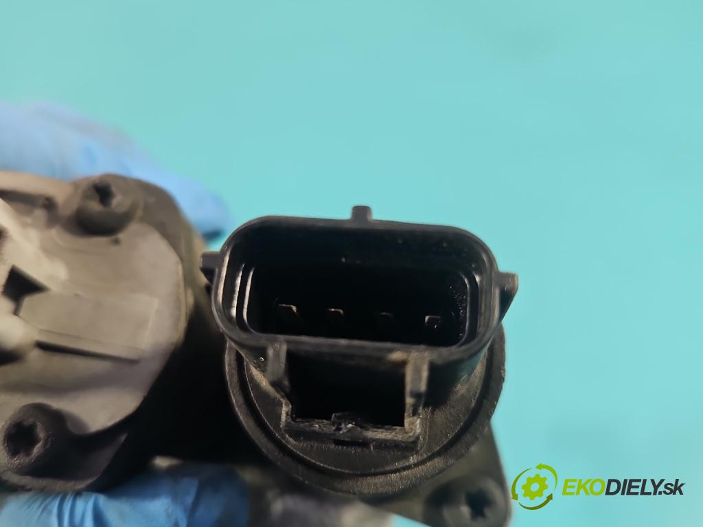 Jeep Grand Cherokee WJ 1998-2004 4.7 V8 220KM automatic 162 kW 4701 cm3 5- klapka 53031100 (Škrtiaca klapka)