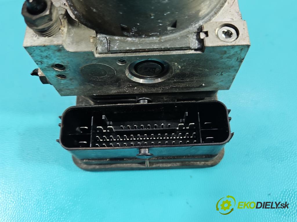 Skoda Superb III 2015-2024 1.4 TSI 150 HP manual 110 kW 1395 cm3 5- čerpadlo abs 5Q0614517CG (Pumpa ABS)