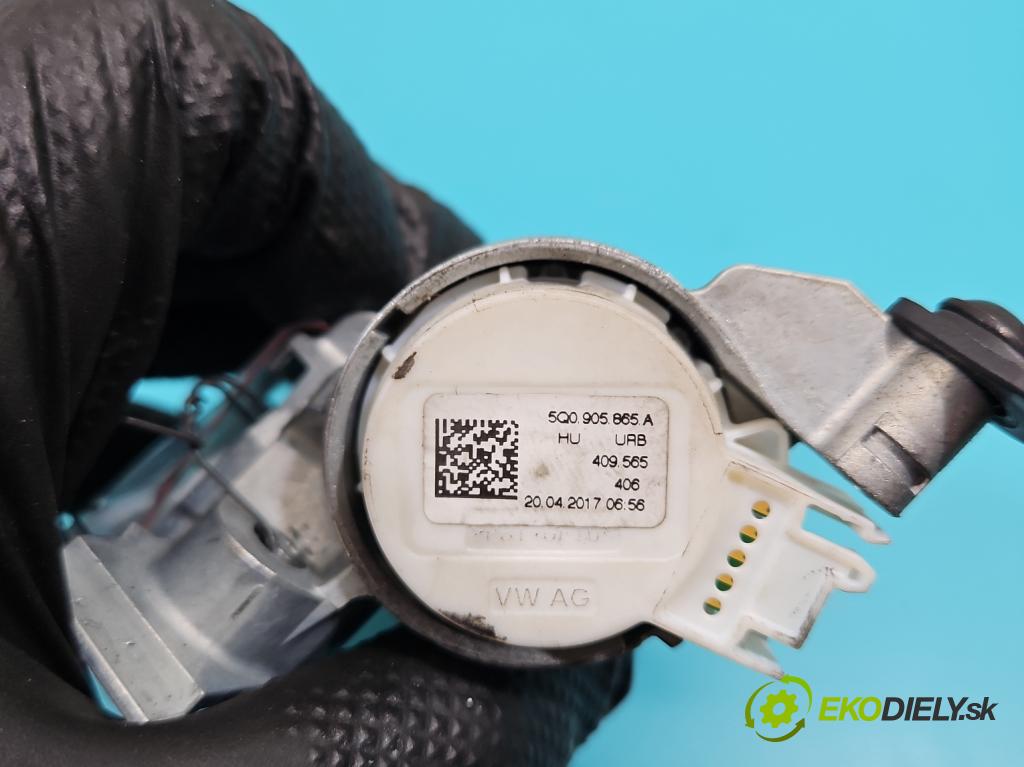 Skoda Superb III 2015-2024 1.4 TSI 150 HP manual 110 kW 1395 cm3 5- Spínačka 5Q0905865A (Spínacia skrinka)