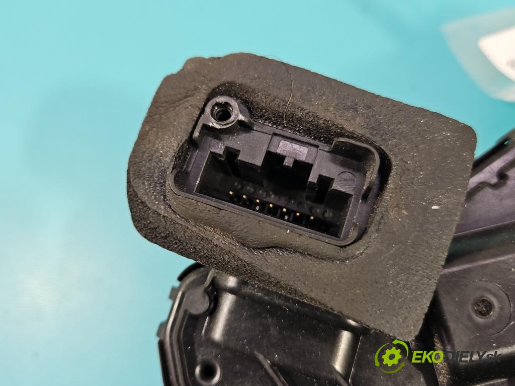 Skoda Superb III 2015-2024 1.4 TSI 150 HP manual 110 kW 1395 cm3 5- zámok zadné ľavý 5TA839015E