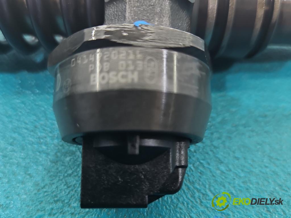 Skoda Superb I 2001-2008 1.9 tdi 131 HP manual 96 kW 1896 cm3 4- vstrekovacie čerpadlo 0414720216 (Vstrekovač paliva)