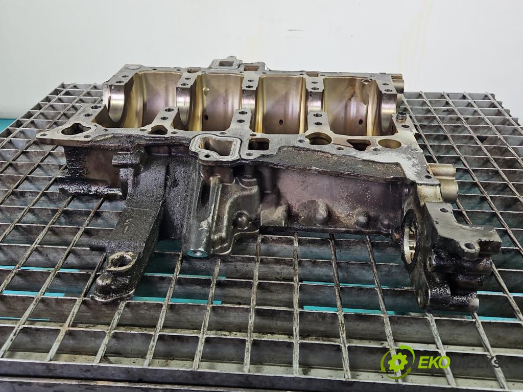 Audi Q7 2005-2015 4.2 V8 FSI automatic 257 kW 4163 cm3 5- Základ: ďalšie: 079103032BM