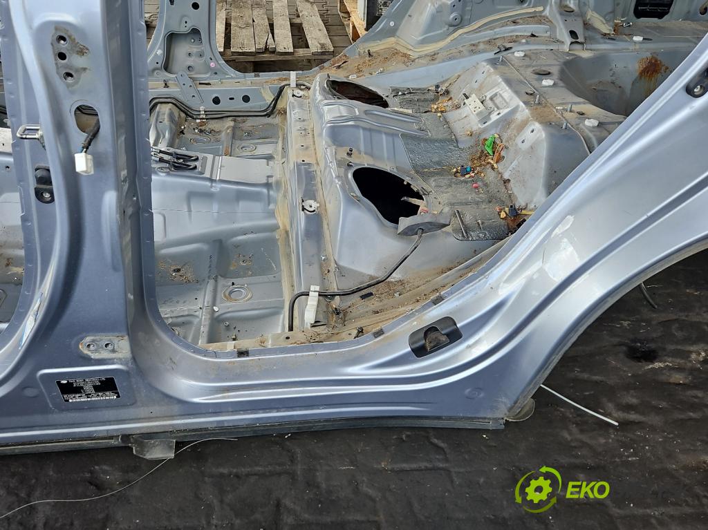 Subaru Forester IV SJ 2012-2018 2.0 D BOXER 147 hp manual 108 kW 1999 cm3 5- práh levý  (Karoserie ostatní)