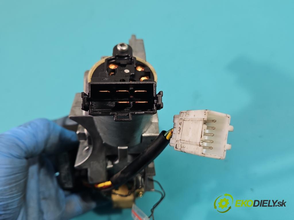 Mitsubishi Lancer VII 2001-2013 1.6 16V 98 HP manual 72 kW 1584 cm3 5- Spínačka MR587312 (Spínacia skrinka)