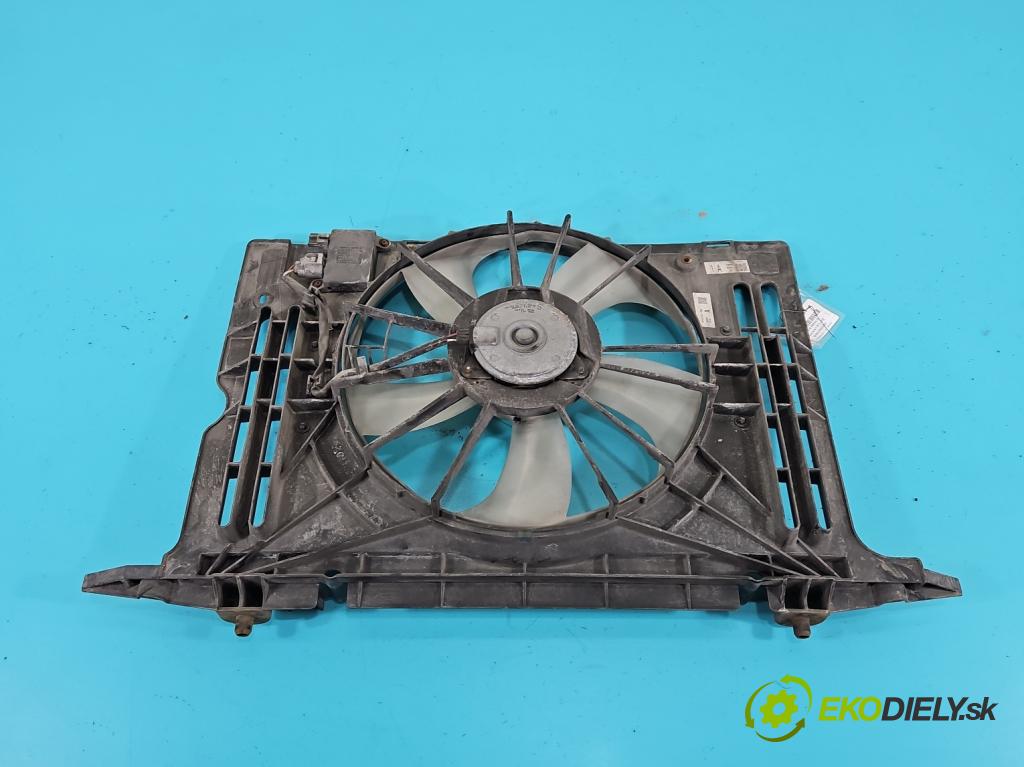Toyota Auris II 2012-2018 1.6 16V 132  HP manual 97 kW 1598 cm3 5- Ventilátor chladiča 16040-0D321