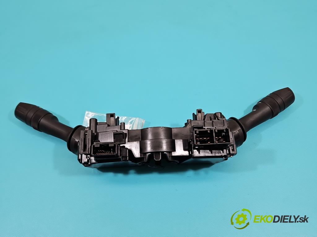 Toyota Auris II 2012-2018 1.6 16V 132 hp manual 97 kW 1598 cm3 5- Přepínač sdružený 02740-17F849 (Ovládaní topení a přepínače)