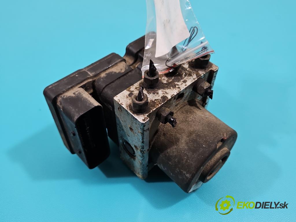 Peugeot 206 1.1 60 HP manual 44 kW 1124 cm3 5- čerpadlo abs 9652342980 (Pumpa ABS)