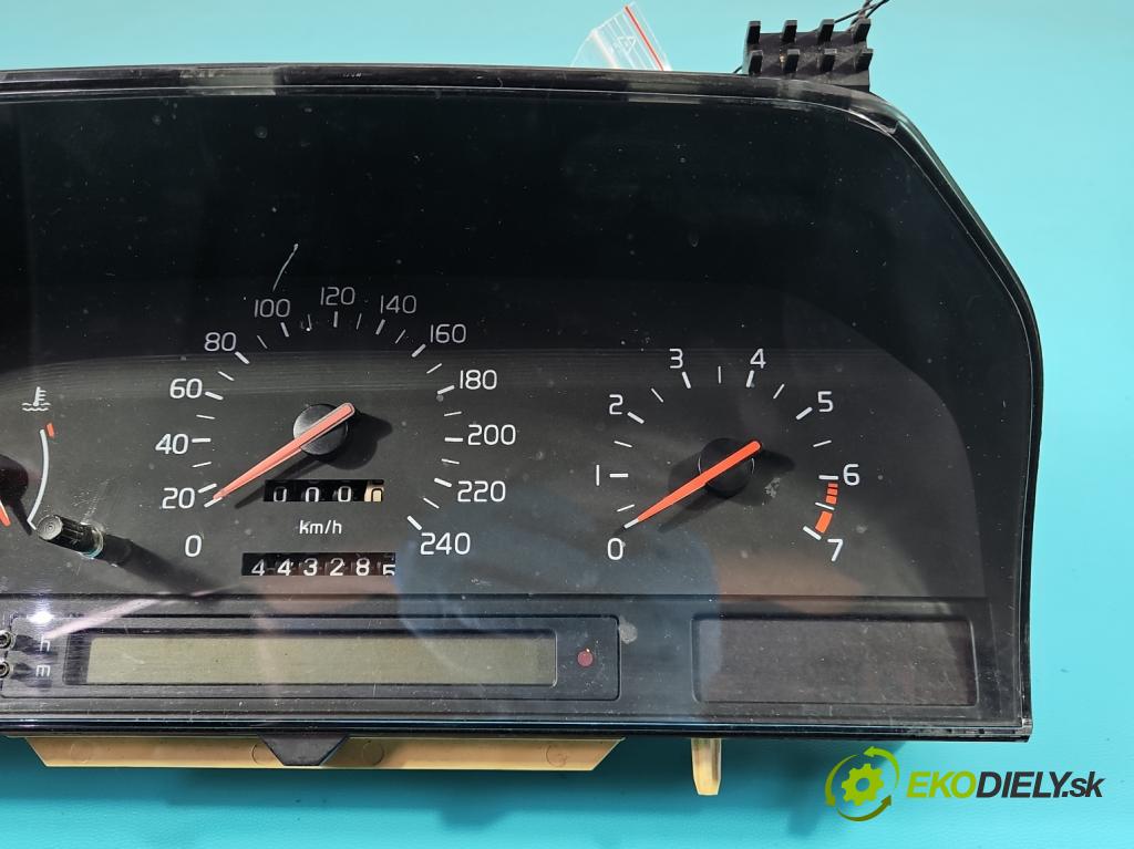 Volvo 850 2.0 143 HP manual 105 kW 1984 cm3 5- prístrojovka/ budíky 9128746 (Prístrojová doska)