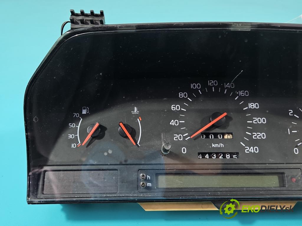 Volvo 850 2.0 143 HP manual 105 kW 1984 cm3 5- prístrojovka/ budíky 9128746 (Prístrojová doska)