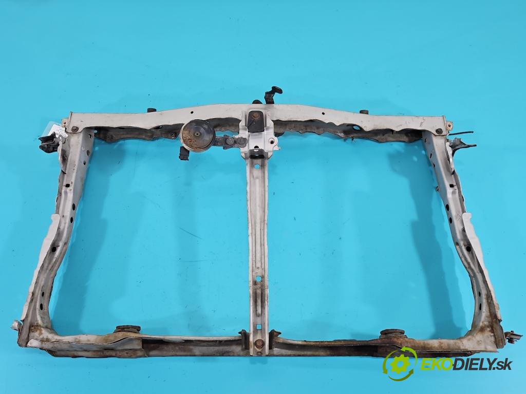 Toyota Auris II 2012-2018 1.6 16V 132 hp manual 97 kW 1598 cm3 5- stěna přední  (Výztuhy přední)