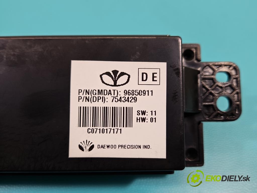 Chevrolet Captiva 2.0 VCDI 150 HP automatic 110 kW 1991 cm3 5- Zobrazit: 96850911 (Prístrojová doska)