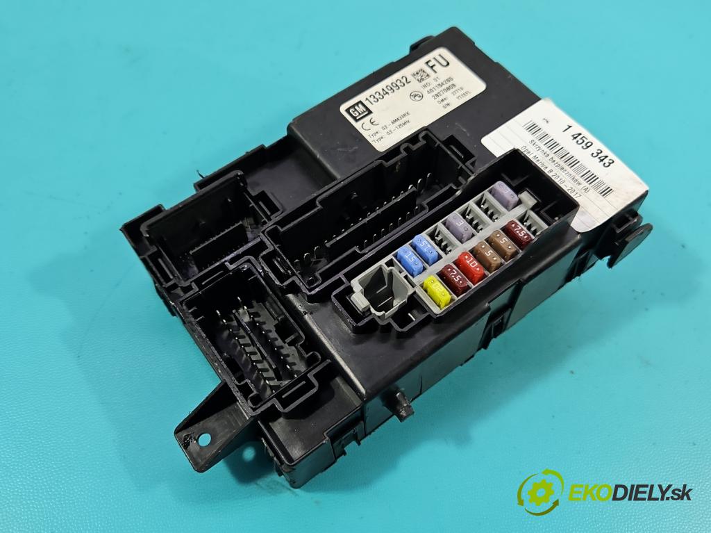 Opel Meriva B 2010-2017 1.7 cdti 110 HP manual 81 kW 1686 cm3 5- skrinka poistka 13349932 (Poistková skrinka)