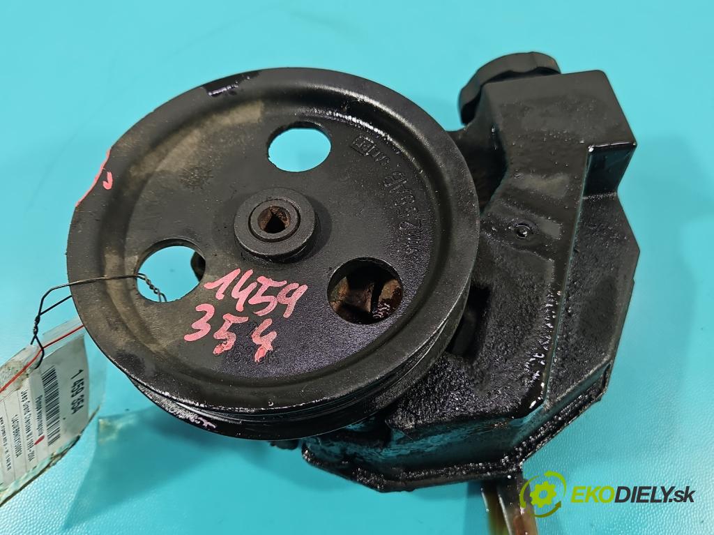 Jeep Grand Cherokee WJ 1998-2004 4.7 V8 220KM automatic 162 kW 4701 cm3 5- čerpadlo posilovač  (Servočerpadlo, pumpa riadenia)