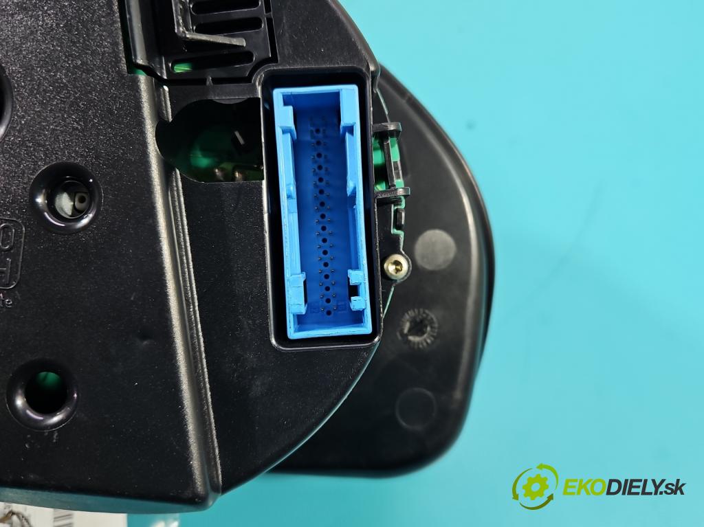 Vw Passat B5 1995-2005 2.3 VR5 150 HP manual 110 kW 2324 cm3 4- prístrojovka/ budíky 3B0920802 (Prístrojová doska)