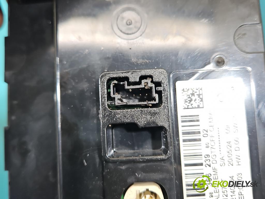 Opel Mokka B 2020 - 1.2 T 131 HP automatic 96 kW 1199 cm3 5- Zobrazit: 9836623980 (Prístrojová doska)