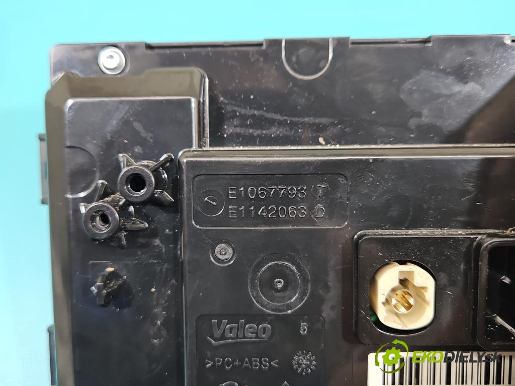 Opel Mokka B 2020 - 1.2 T 131 HP automatic 96 kW 1199 cm3 5- Zobrazit: 9836623980 (Prístrojová doska)