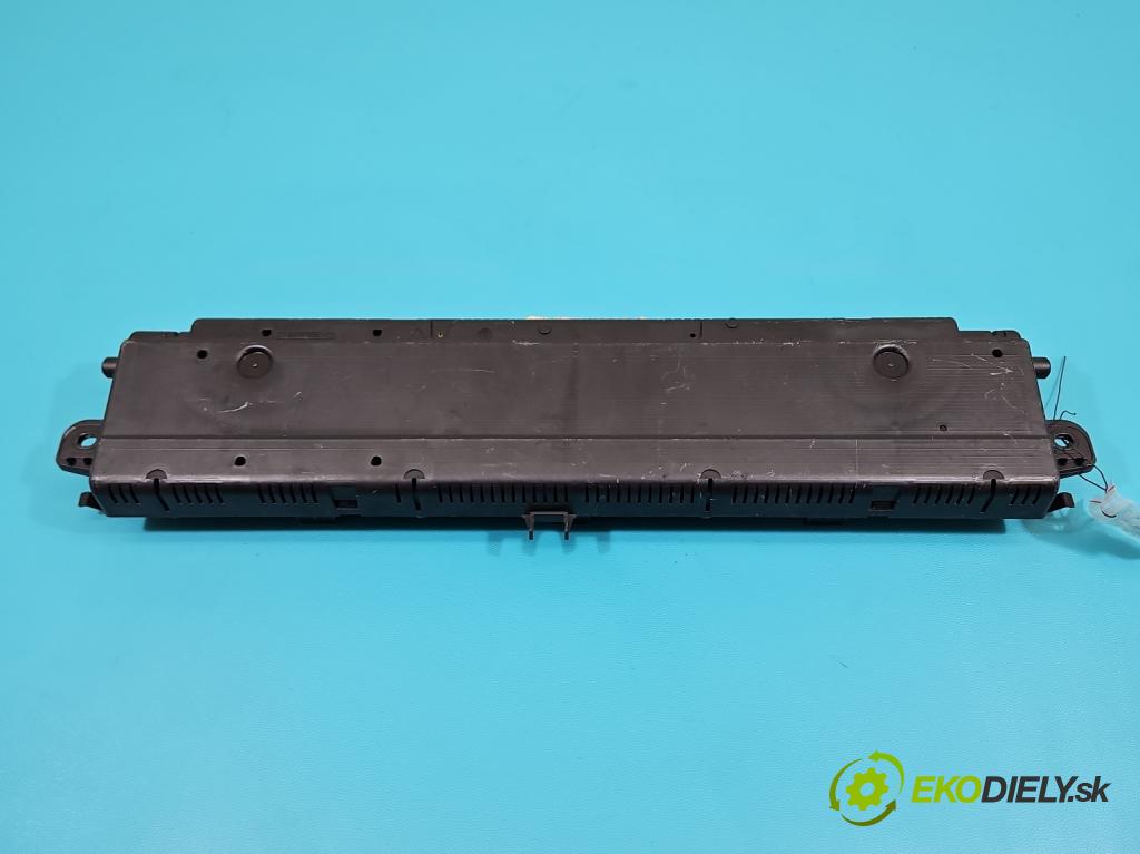 Renault Scenic II 2003-2009 1.9 dci 120 HP manual 88 kW 1870 cm3 5- prístrojovka/ budíky 8200787774A (Prístrojová doska)