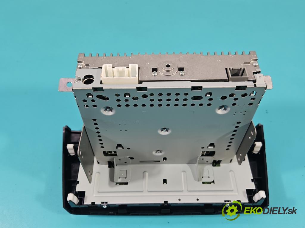 Mitsubishi Space Star II 2012-2020 1.2 80 HP manual 59 kW 1193 cm3 5- Radio originál 8701A358