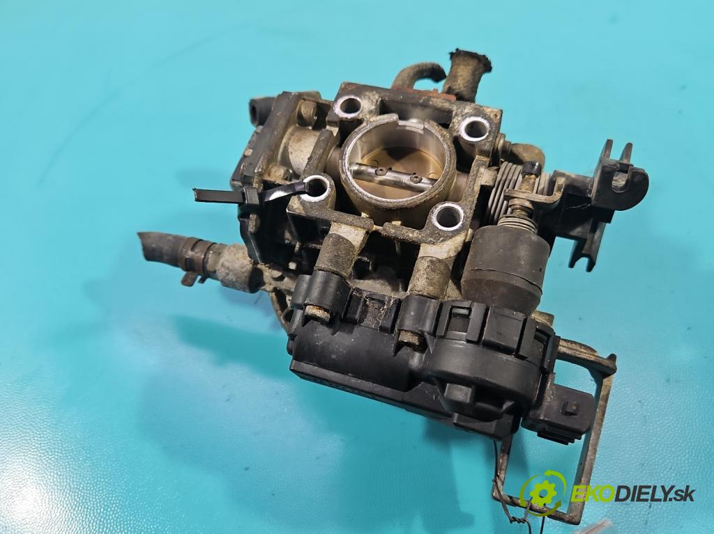 Vw Golf III 1991-1998 1.6 75 HP manual 55 kW 1598 cm3 5- vstrekovač 0132008601 (Karburátor)