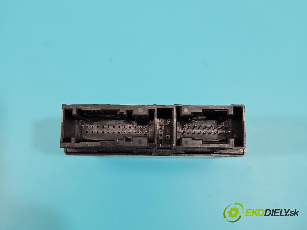 Bmw X5 F15 2013-2018 3.0 T N55 306KM automatic 225 kW 2979 cm3 5- riadiaca jednotka parkovaní: 01319000554