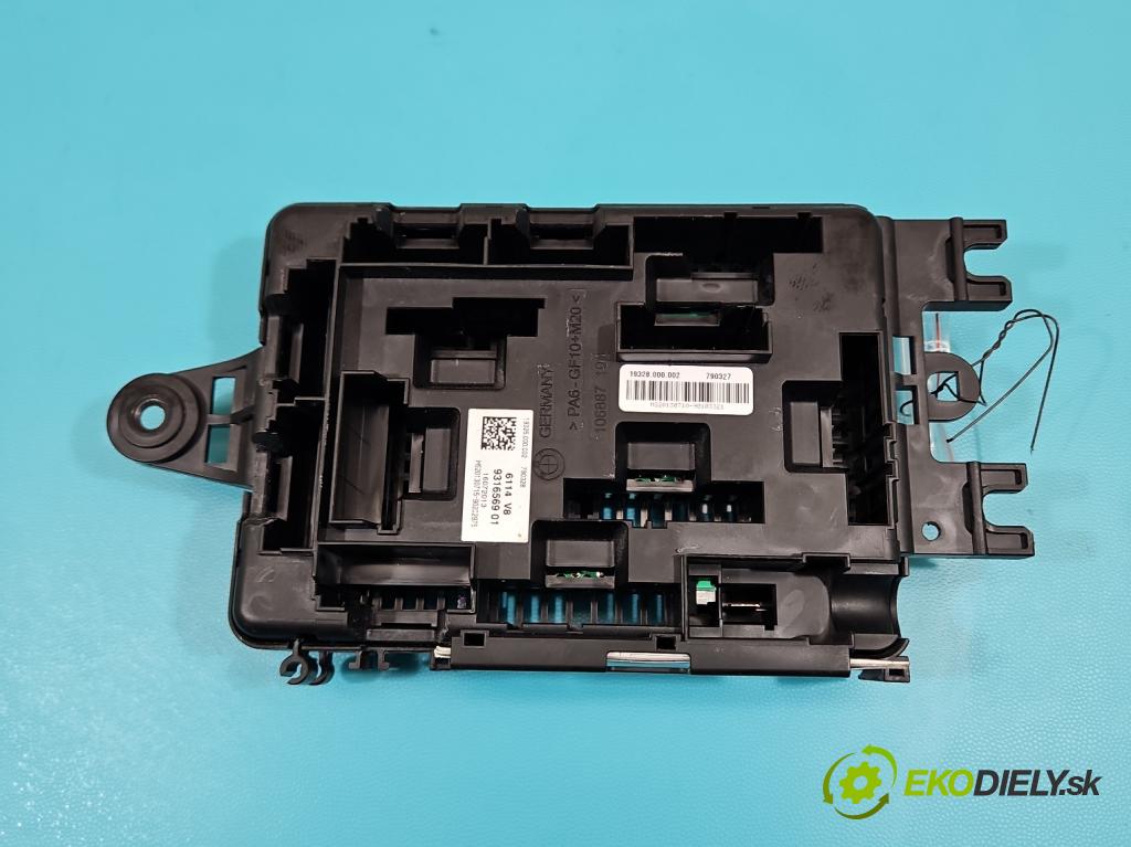 Bmw X5 F15 2013-2018 3.0 306KM automatic 225 kW 2979 cm3 5- skříňka pojistková 10688710 (Pojistkové skříňky)