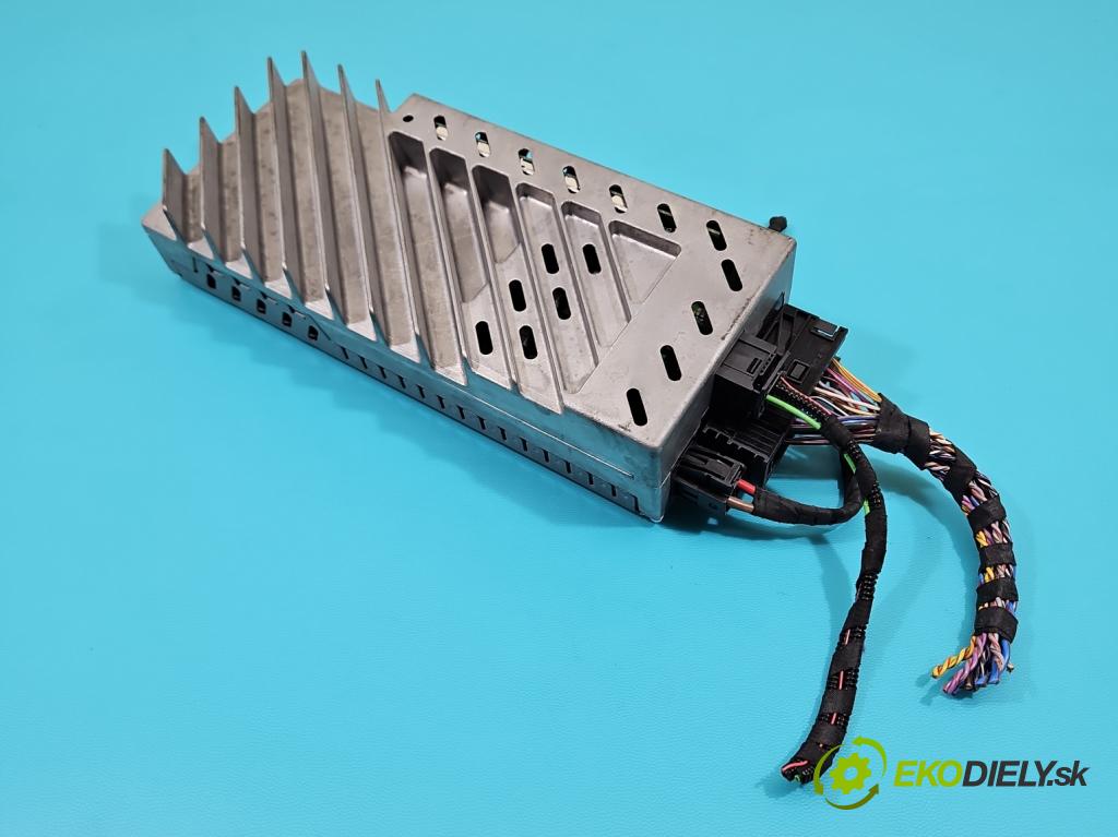 Bmw X5 F15 2013-2018 3.0 T N55 306KM automatic 225 kW 2979 cm3 5- Zesilovač: 9320213 (Zosilňovač)