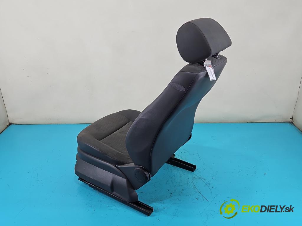 Vw Polo IV 9N 2001-2009 1.2 12V 64 HP manual 47 kW 1198 cm3 5- Sedačka ľavý  (Sedadlo)