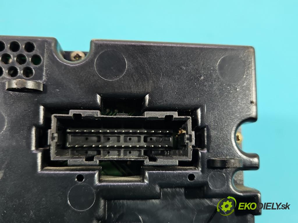 Vw Golf III 1991-1998 1.8 75 HP manual 55 kW 1781 cm3 5- prístrojovka/ budíky 1H6919880 (Prístrojová doska)