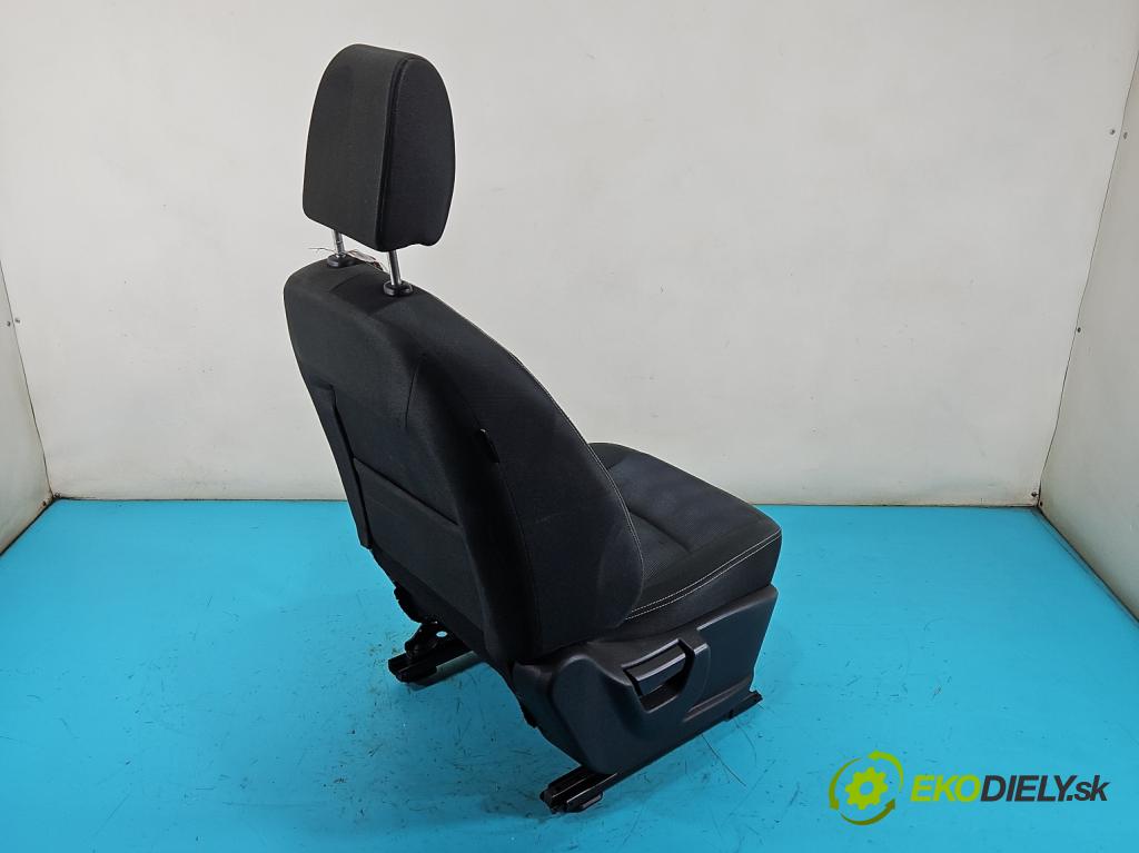 Nissan Qashqai I J10 2006-2013 2.0 16V 141 HP manual 104 kW 1997 cm3 5- Sedačka pravý  (Sedadlo)