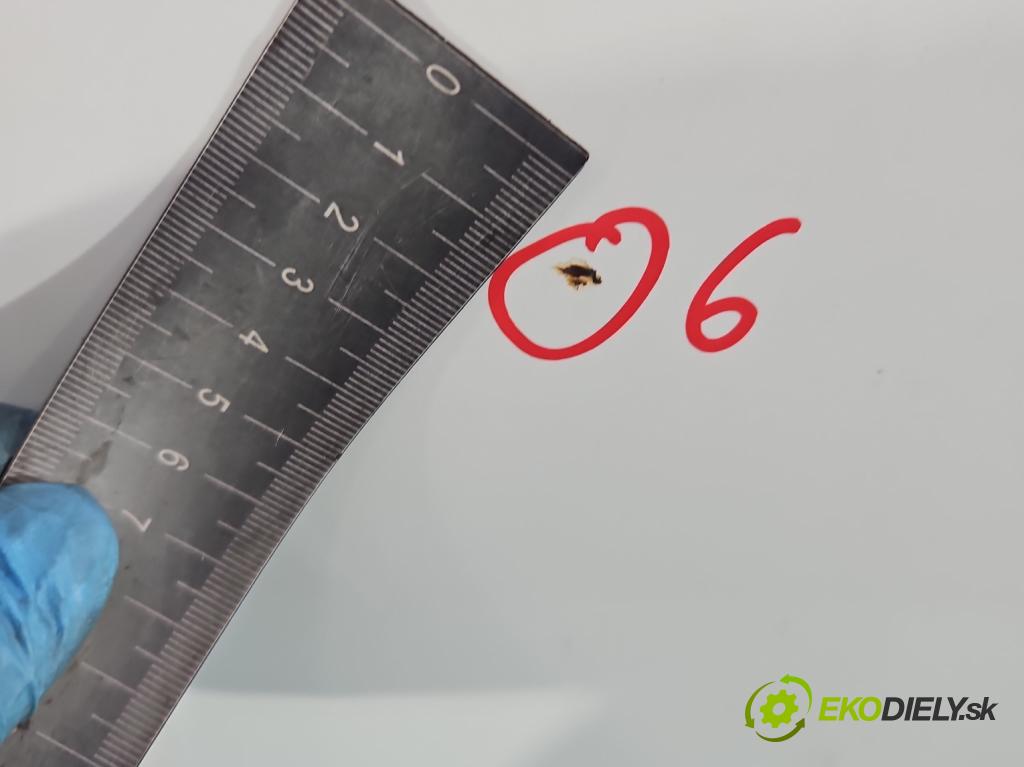 Hyundai i20 II 2014 -2020 1.2 16V 84KM manual 61.8 kW 1248 cm3 5- dvere zadné ľavé  (Kľučka dverí ostatné)