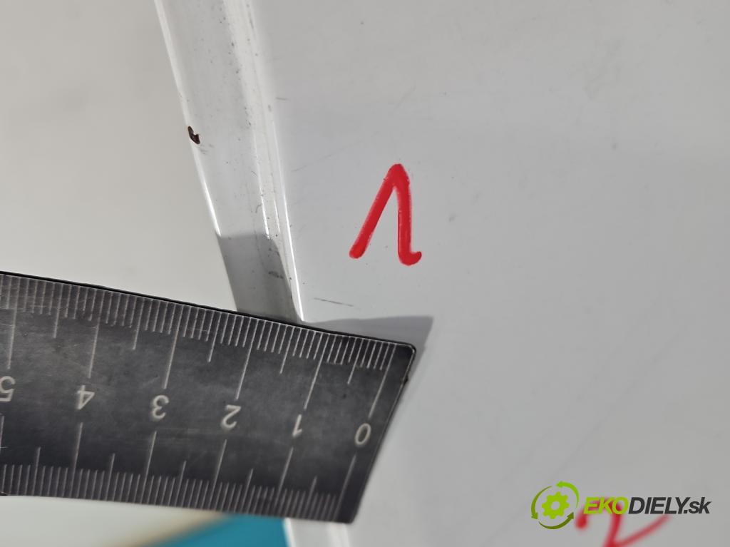 Hyundai i20 II 2014 -2020 1.2 16V 84KM manual 61.8 kW 1248 cm3 5- dvere zadné ľavé  (Kľučka dverí ostatné)