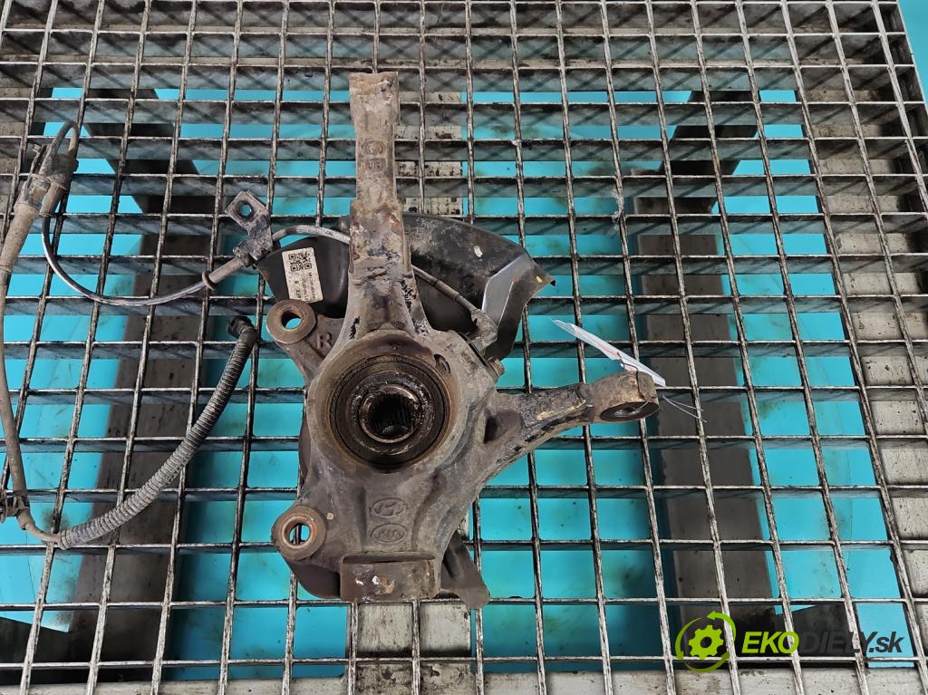 Hyundai i20 II 2014 -2020 1.2 16V 84KM manual 61,8 kW 1248 cm3 5- náboj pravé  (Náboj kola)