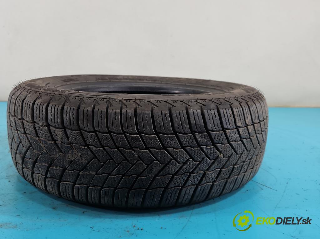 Peugeot 206 1.1 60 hp manual 44 kW 1124 cm3 3- pneumatiky: zimní 4 ks komplet