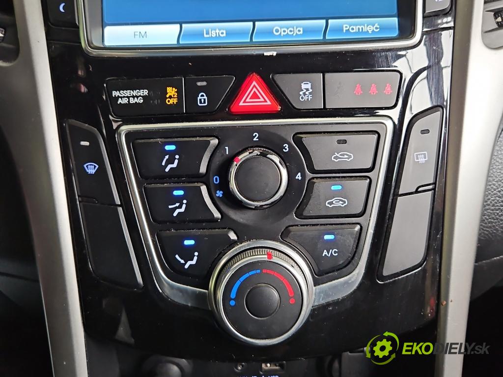 Hyundai I30 II 2012-2016 1.4 crdi 90 HP manual 66 kW 1396 cm3 5- panel kúrenia 97250-A6060GL