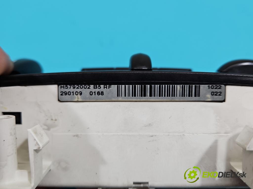 Citroen C4 I 2004-2011 1.6 hdi 90 HP manual 66 kW 1560 cm3 5- panel kúrenia H5756