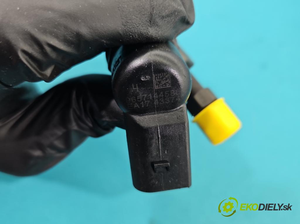 Peugeot 407 2.0 hdi 136 HP manual 100 kW 1997 cm3 5- vstrek 9657144580 (Vstrekovač paliva)