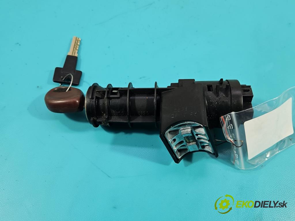 Fiat Punto I 1993-1999 1.2 75 HP manual 55 kW 1242 cm3 5- Spínačka  (Spínacia skrinka)