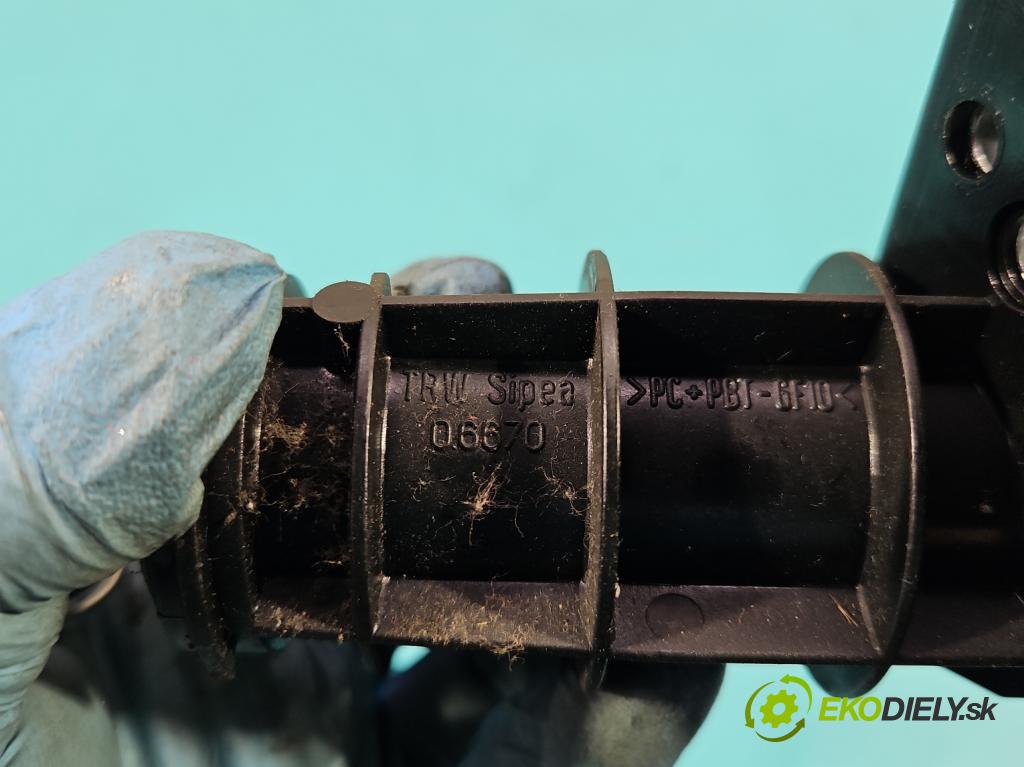 Fiat Punto I 1993-1999 1.2 75 HP manual 55 kW 1242 cm3 5- Spínačka  (Spínacia skrinka)