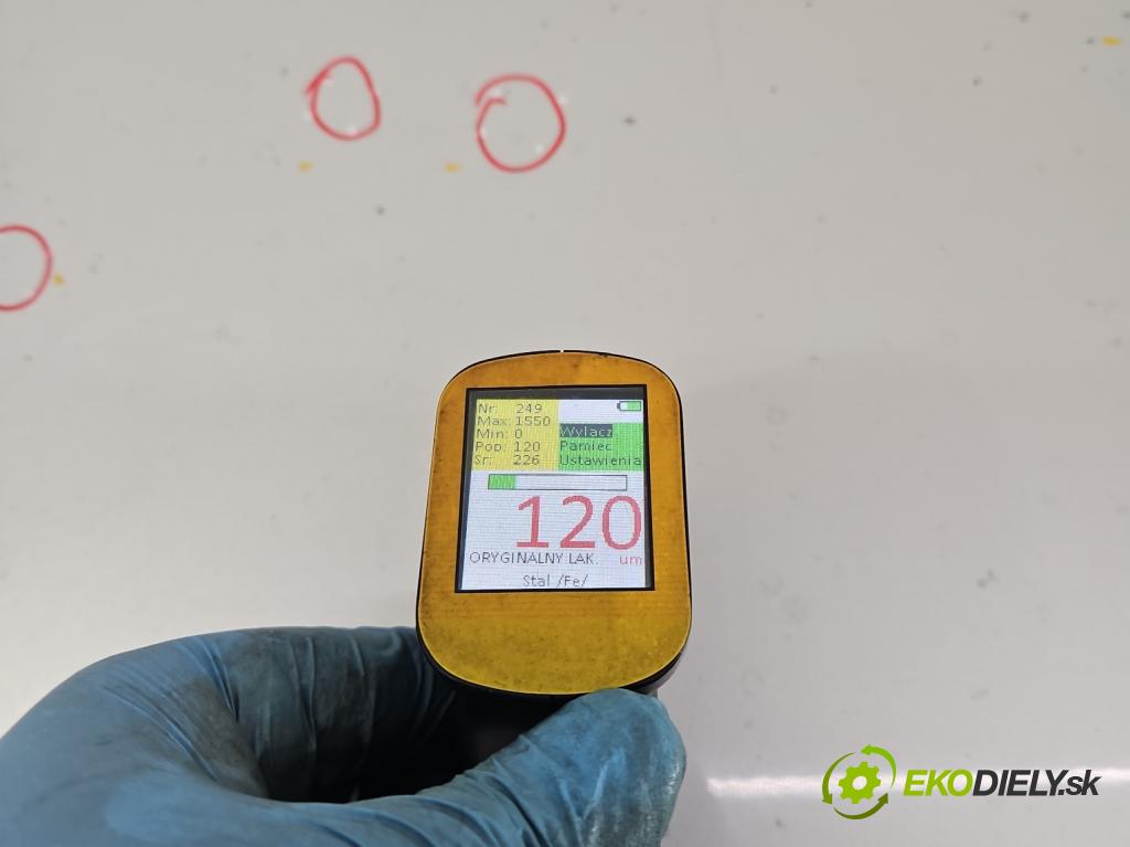 Toyota Corolla E12 2001-2009 2.0 D4D 110 hp manual 81 kW 1975 cm3 4- zadní kufrové dveře  (Zadní kapota (kufr))