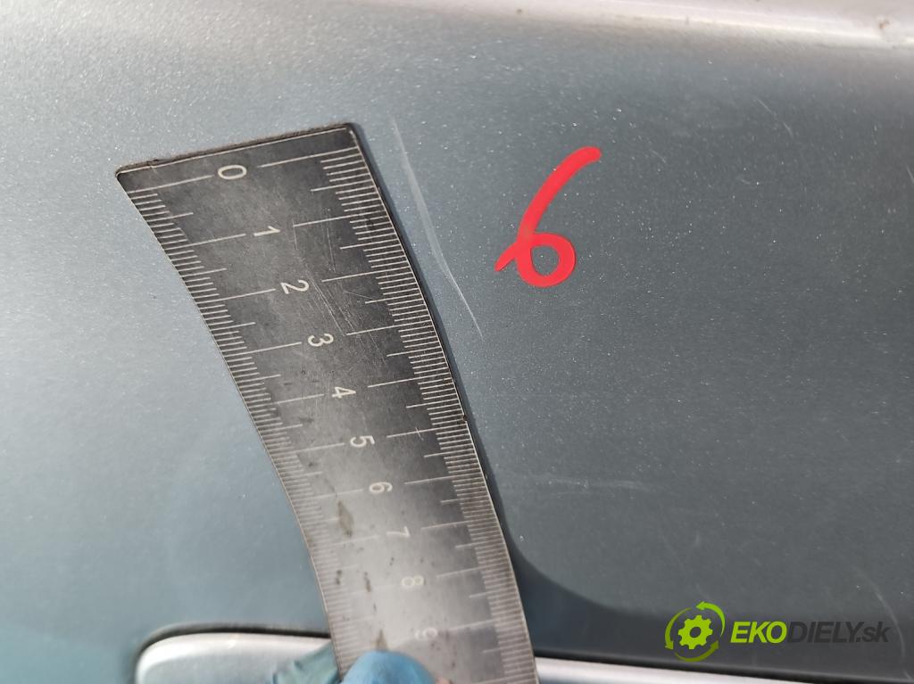 Toyota Corolla E12 2001-2009 2.0 D4D 110 hp manual 81 kW 1975 cm3 4- zadní kufrové dveře  (Zadní kapota (kufr))