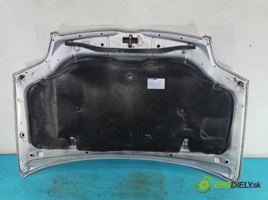 Toyota Corolla E12 2001-2009 2.0 D4D 110 HP manual 81 kW 1975 cm3 4- kapota predná